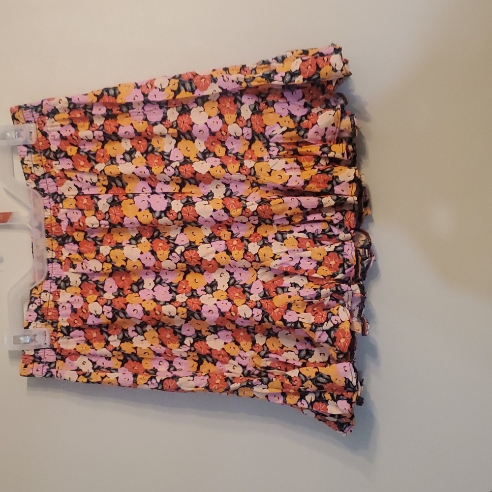 Size p m multi color ruffled bottom skirt so cute  from the Loft